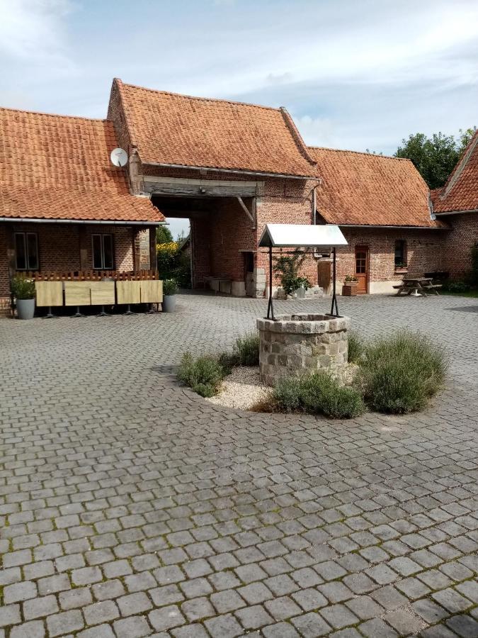 Gîte de la Noyelle Sainghin-en-Mélantois Exterior foto